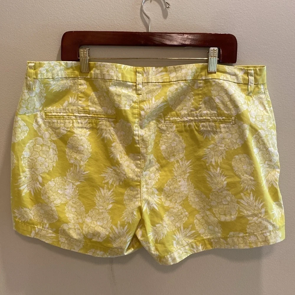 Old Navy Tropical Pineapple Print Cotton Shorts Yellow ‘Out on a Lime’ Size 16